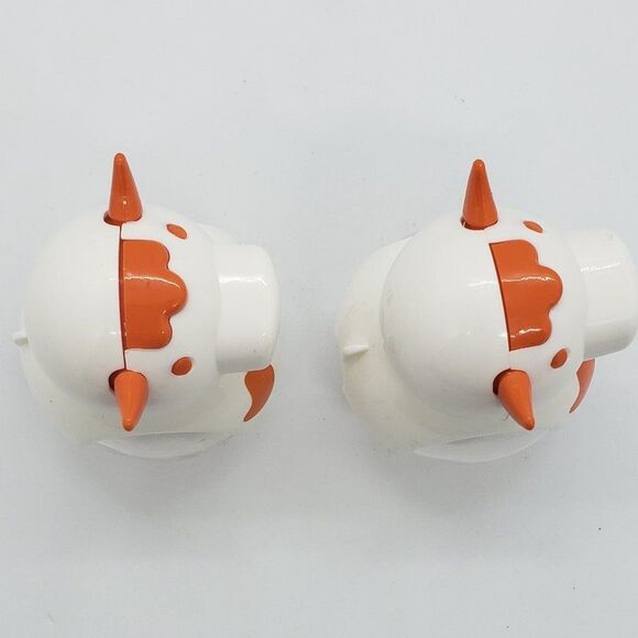 Herevin𝅺 Vintage Rustic Orange White Clear Glass Cow Salt and Pepper Shaker Set - Picture 3 of 9